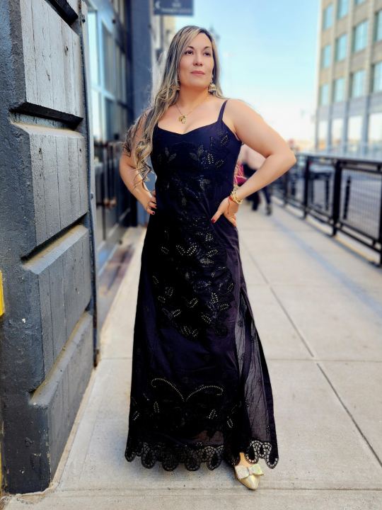 Elegant Women's Black Embroidered Maxi Dress – Sleeveless Evening Party Dress L